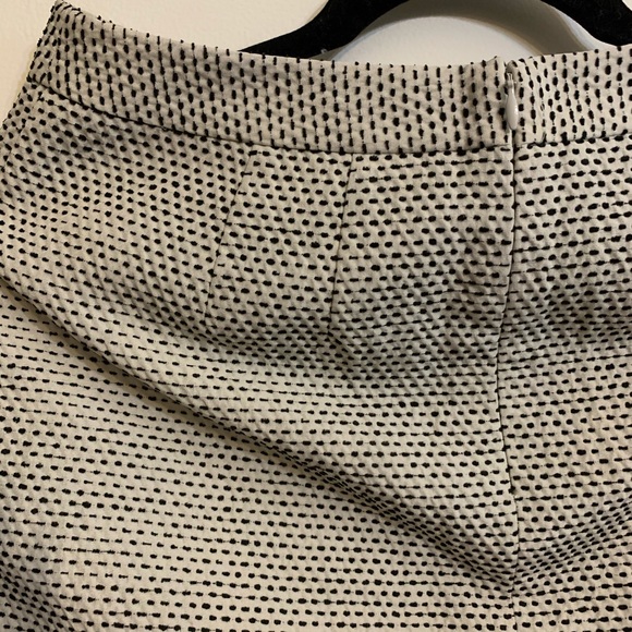 Ann Taylor Loft work skirt - Picture 3 of 6